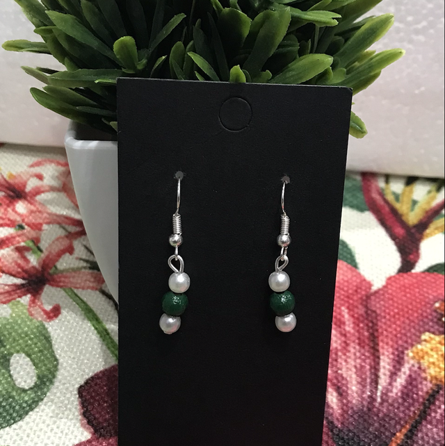 Green Dangling Earrings-GDE10
