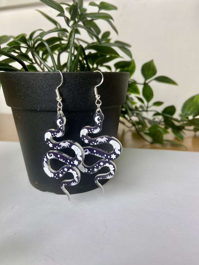 Snake earrings 