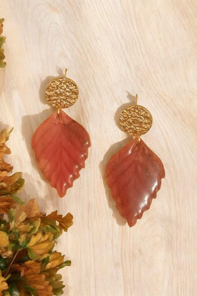 Boucles d&#039;oreilles feuilles oranges