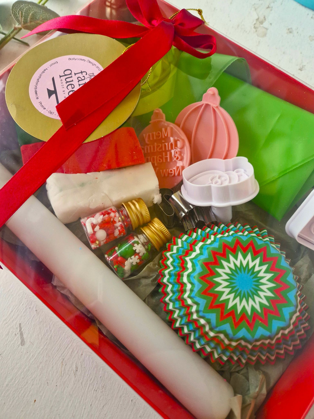 Fondant Cupcake Decorating Kit