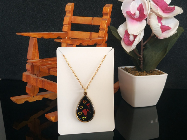 Collier doré fleuri d'Aubépine Epineuse