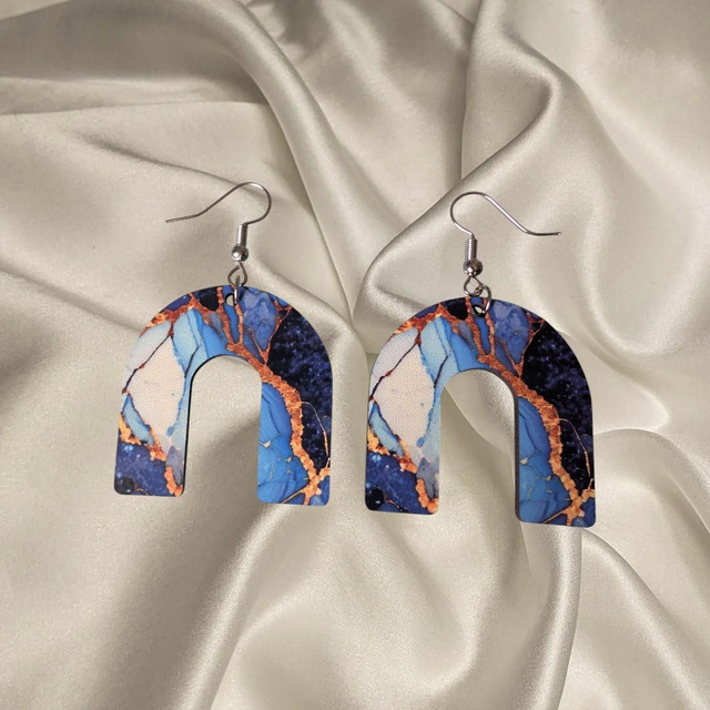 N° 54 Boucles d'oreilles pont fantaisie hypoallergénique 