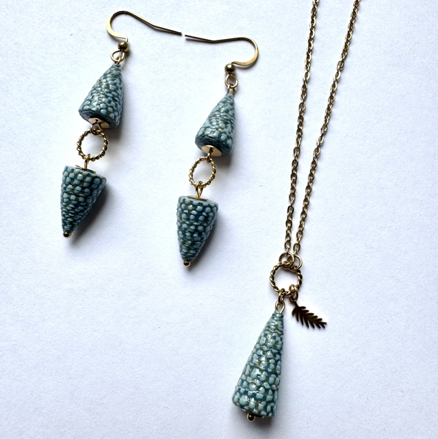 Pendentif « flotille »