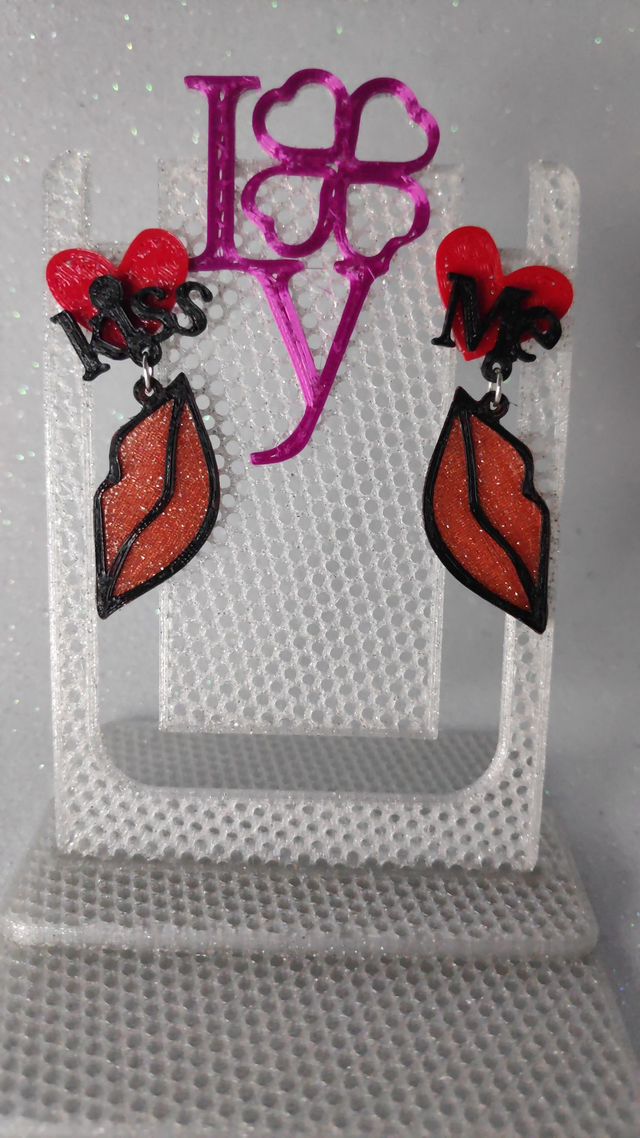 Pendientes "Kiss Chic"