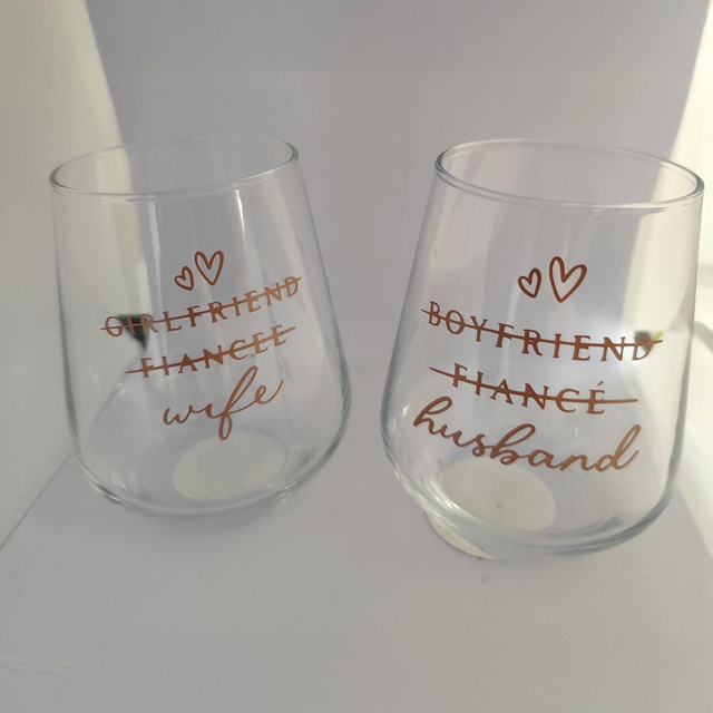 Husband & Wife Wine Glass Set