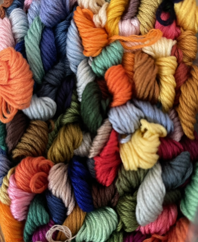 AMO Full Set of 500 Embroidery Threads Egyptian Cotton (150-3866, Blanc, Ecru, B5200