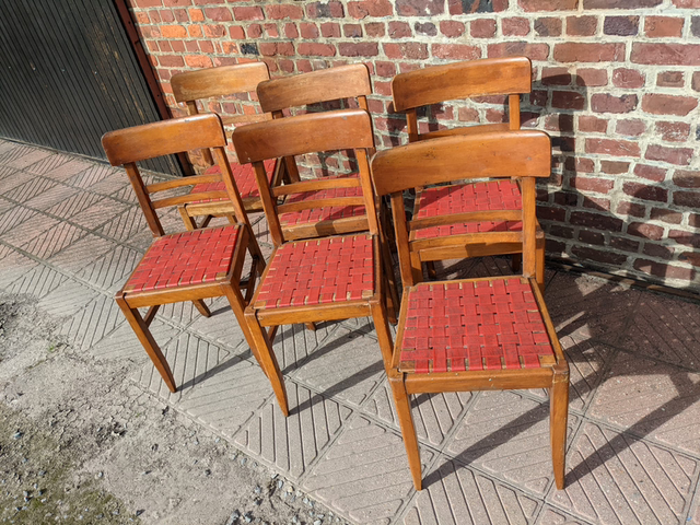 chaises assises plastique