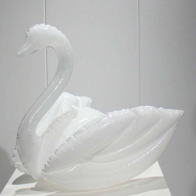 Location - vente - Cygnes gonflable 