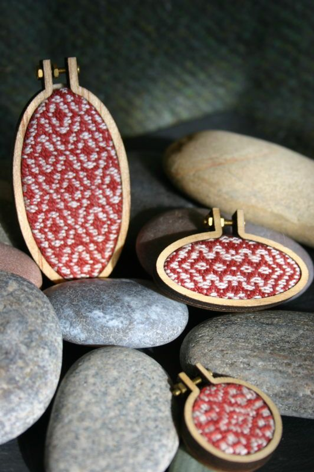 Web-Amulett Ovale vertikal II 