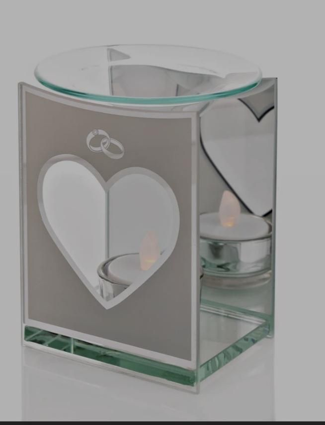 Heart &amp; rings mirrored Glass burner 