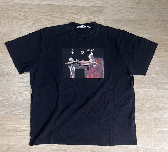Off White t shirt size M fit XL pre-owned
