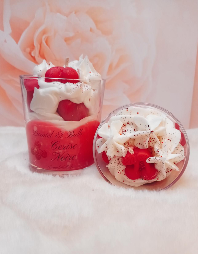 Bougie Chantilly Cerise noire XL