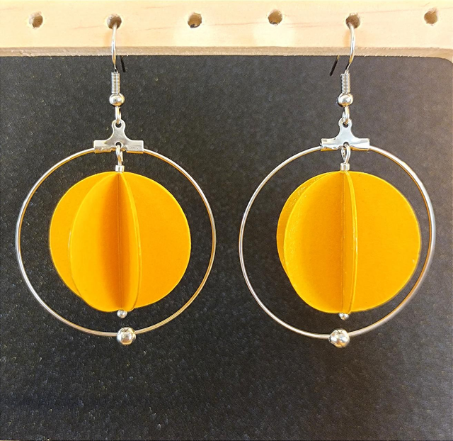 Grande perle cerclée