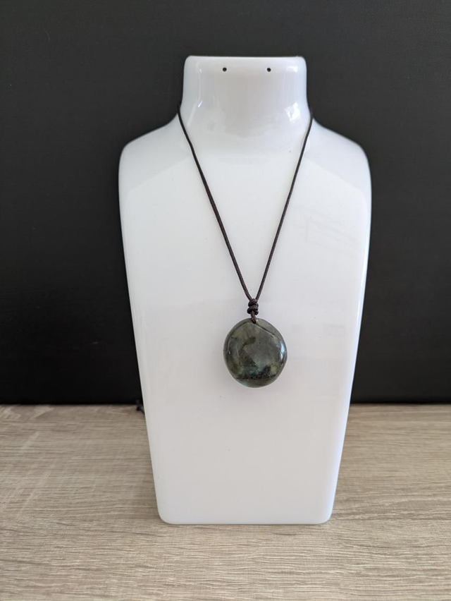 Pierre de labradorite