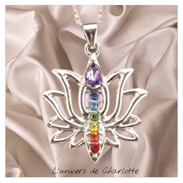 Collier &quot;7 chakras&quot; fleur de lotus 