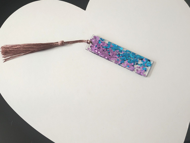 Marque page pailleté bleu - violet