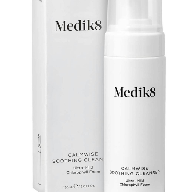Medik8  Calmwise Soothing Cleanser 