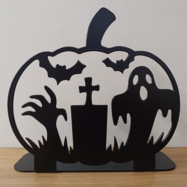 Graveyard Pumpkin Stand