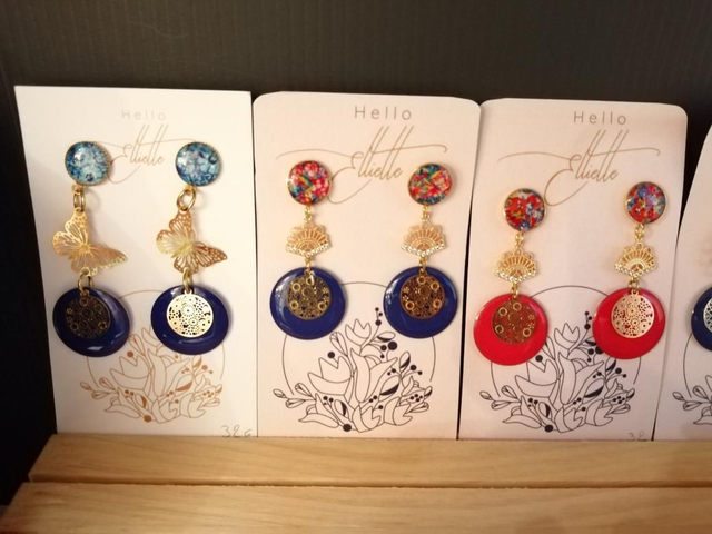 Boucles pendantes moyennes