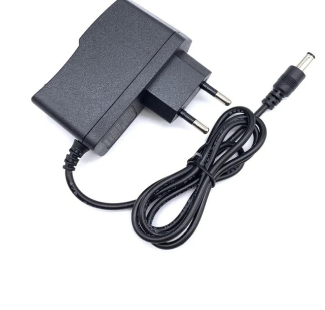 Chargeur boitier Android TV DC 5V X96