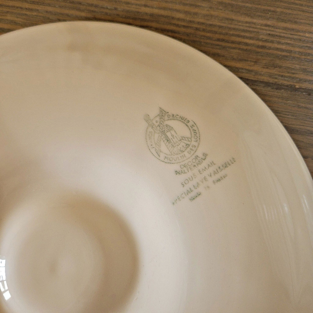 X Assiettes à huîtres avec plat vintage Moulin des Loups Orchies (12 assiettes et un plat)