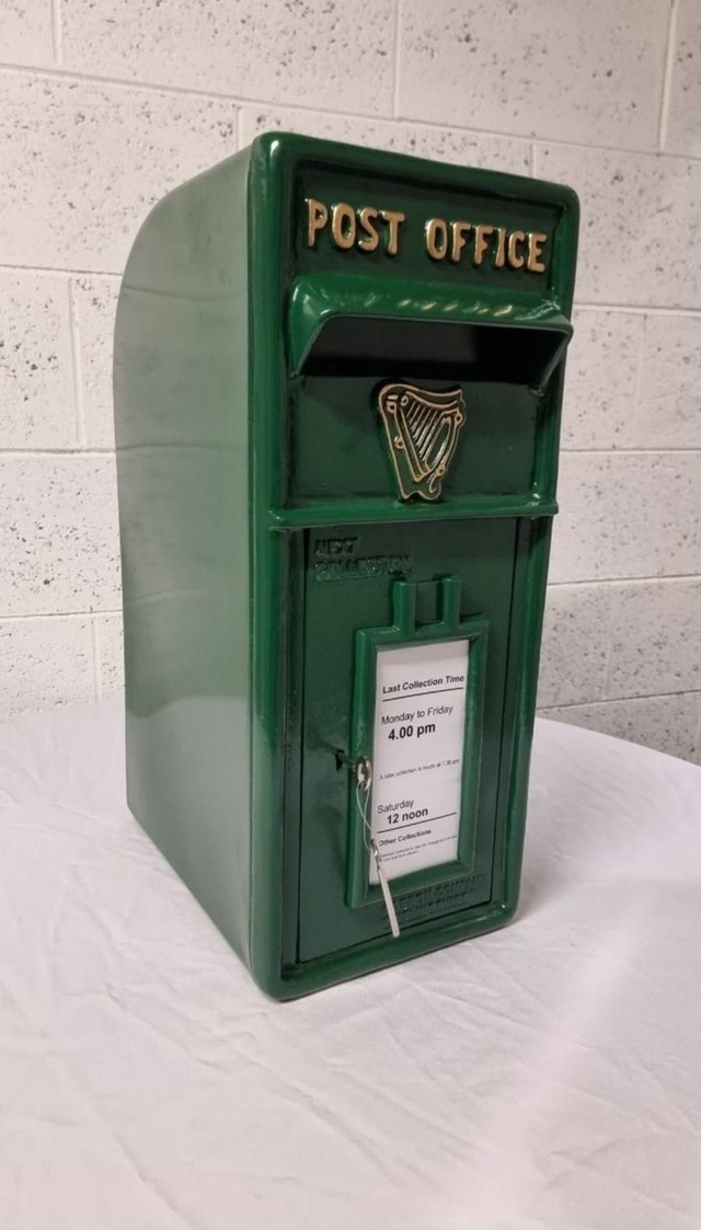 🍀Green Cast Iron Irish Post Box 🍀