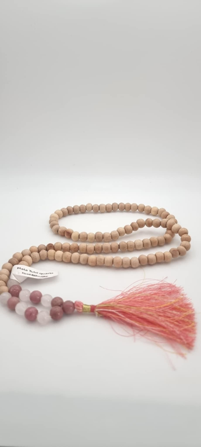 Mala Tulsi avec Thulite/ Quartz Rose -108 perles
