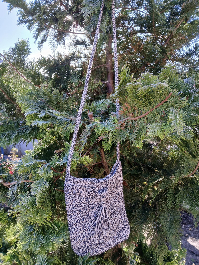 Sac bandoulière au crochet – création artisanale bohème et moderne
