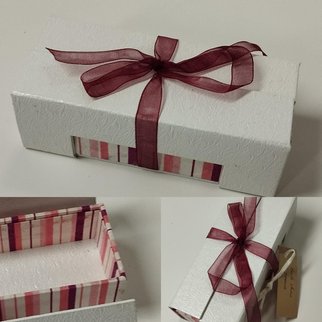 Mini boîte à offrir fermeture ruban