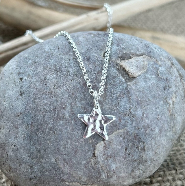 Hammered Star Necklace 