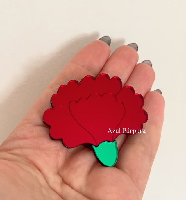 Alfinete de peito Cravo