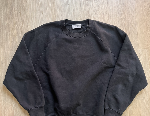 Fear of god CREWNECK size M preowned