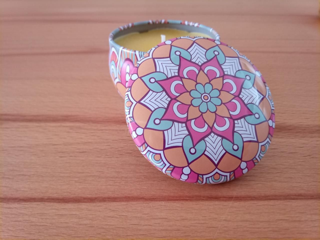 Kleine dekorative Blechdosenkerze, Design 5