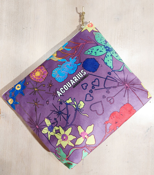 Orchidée. Pochette en velours