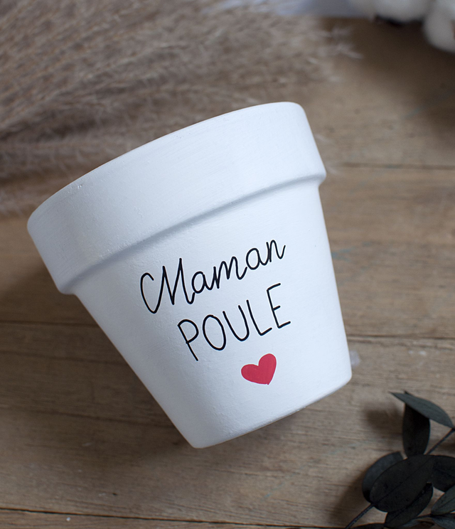 Pot de fleurs / cache pot en terre cuite : Maman poule