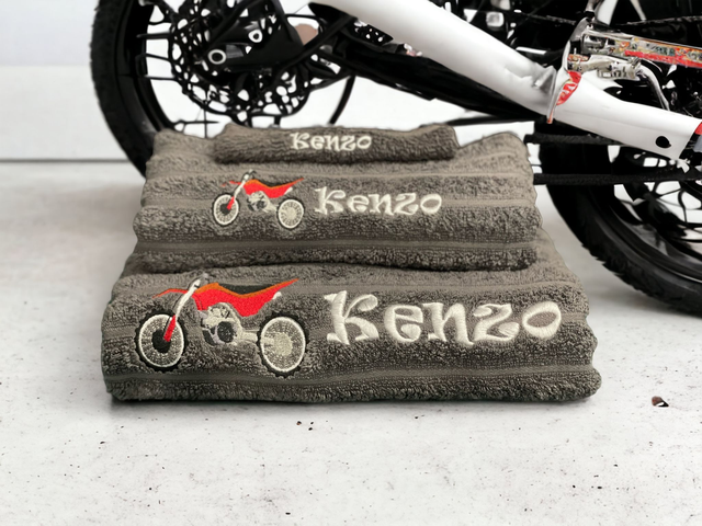 fichier broderie moto-cross - Cadre 10x10 / 12 Formats