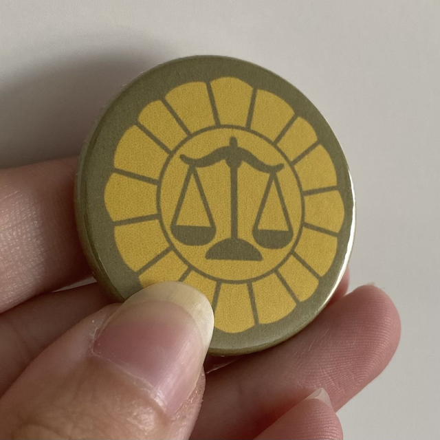 AA: defense attorney badge (button small)