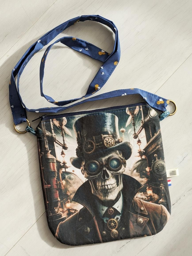 Escarcelle lord tête de mort