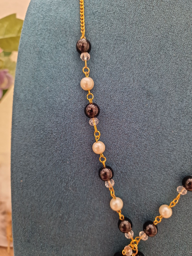 Collier Sautoir Grappe Doré Noir Et Blanc Cristal