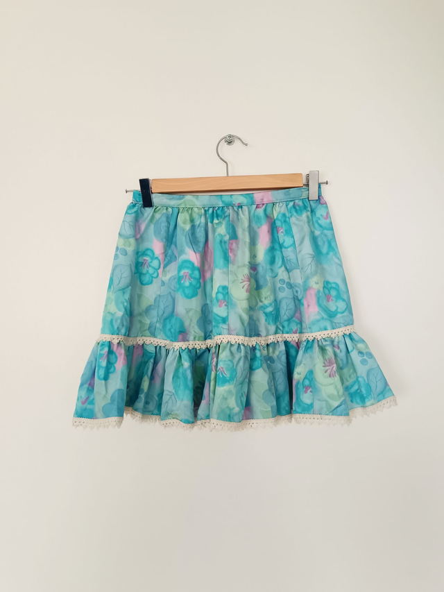 Jupette bleue à fleurs 60&#039;s