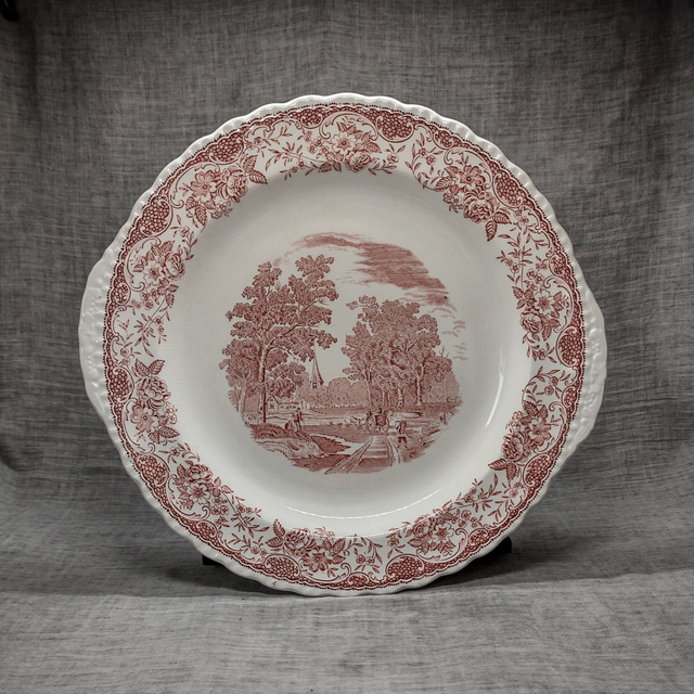 Royal Tudor Ware | Serveerschaal Gebakschaal (diameter 30 | hoogte 2 cm) ‘Olde England’ motief in roze kleur | Vintage - met onvolkomenheid