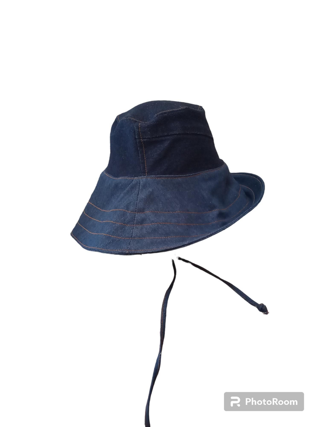 Chapeau large en jeans 