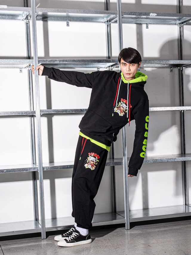 B9O03352 - PABLIC Felpa con cappuccio e stampa orso