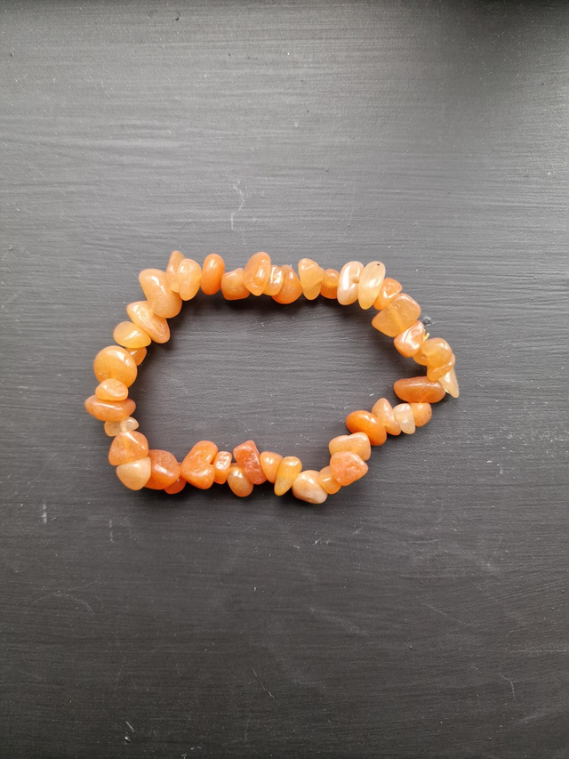 Peach aventurine chip bracelet