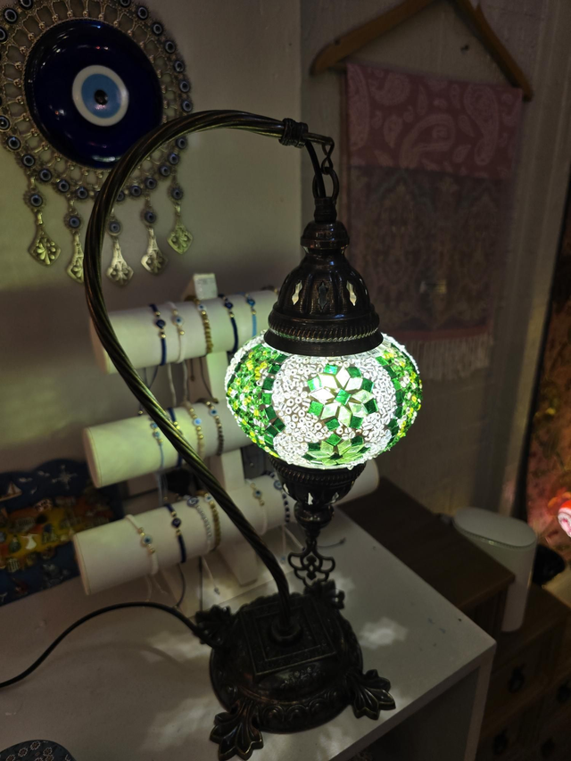 Medium Mosaic Swanneck Table Lamp