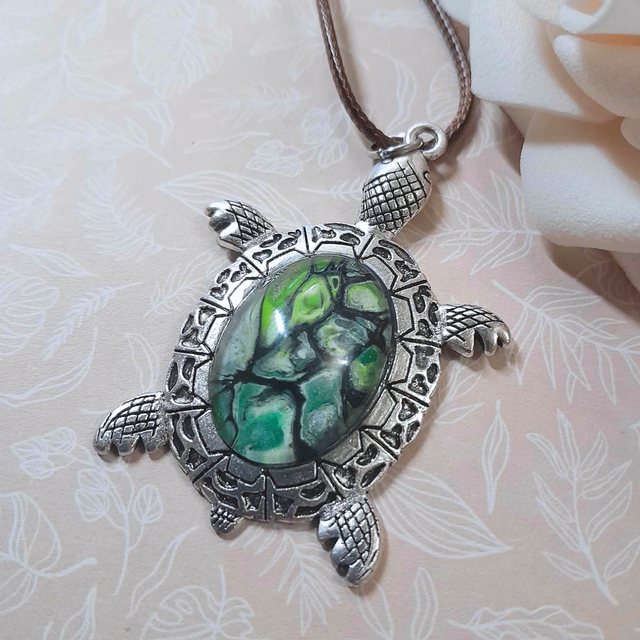 KARET - Collier pendentif - Métal argenté