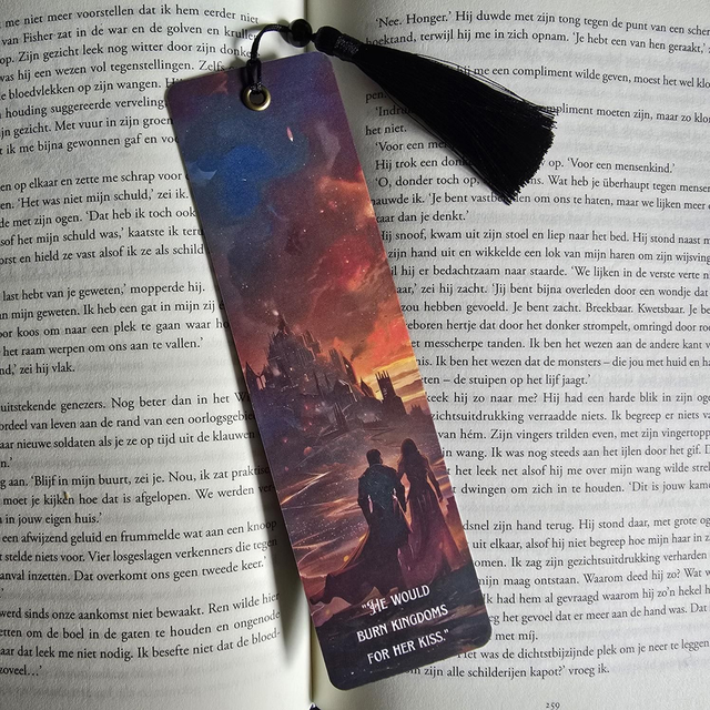 Romantasy Bookmark (Burning Kingdom)