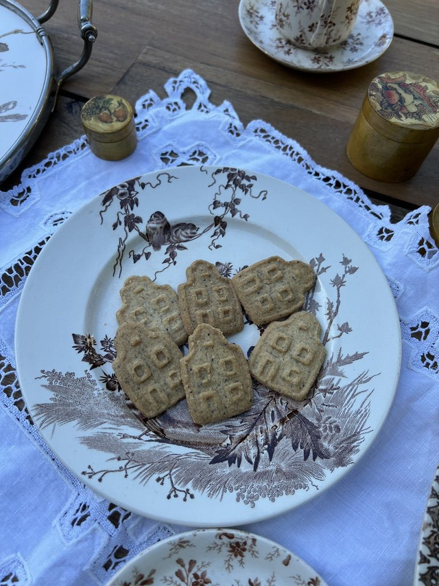 CHARDONNERET - Assiette à dessert de la manufacture Creil & Montereau - Terre de Fer