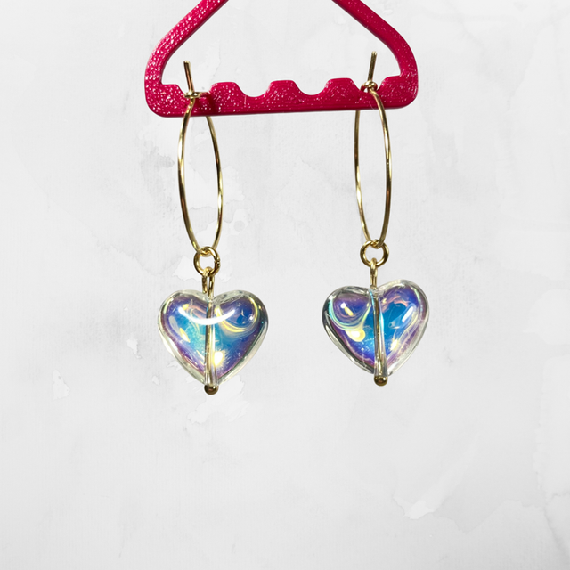 Lasisydän-korvikset