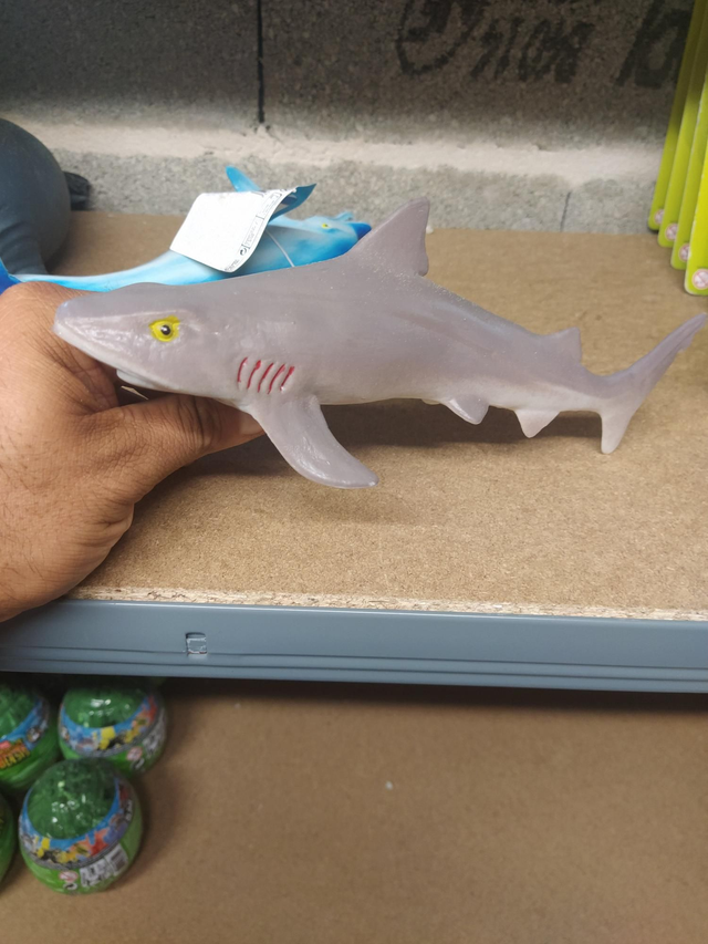 ANIMAUX MARINS SOUPLE REQUIN 